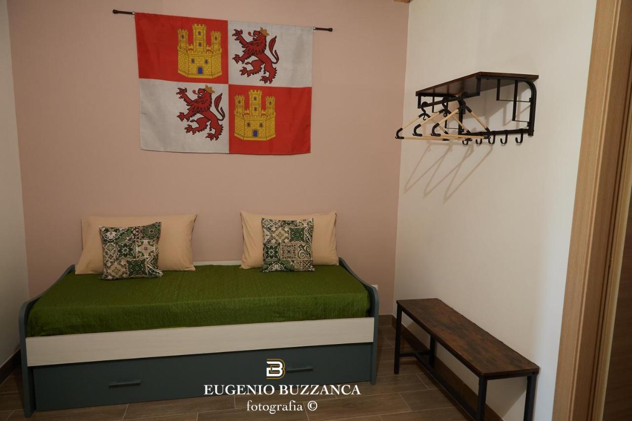 La Casa Dei Cavalieri Caccamo Exterior foto