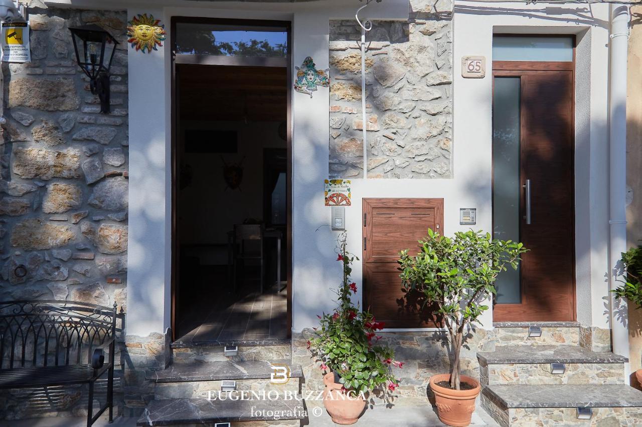 La Casa Dei Cavalieri Caccamo Exterior foto